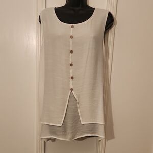 Papillon Blanc White Sleeveless Button-Front Tunic with Front Slit